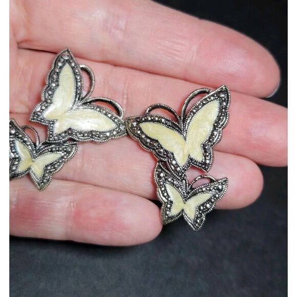 Silver Tone Avon Shimmery Cream Enamel Butterfly Earrings Vintage - Picture 5 of 10